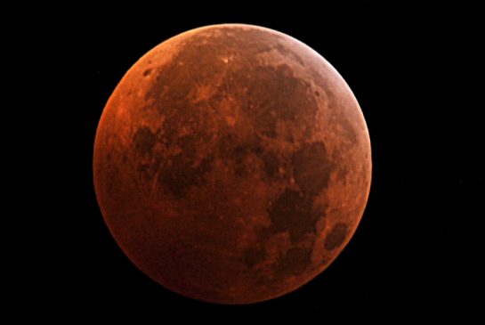 lunar_eclipse.jpg.size.xxlarge.promo