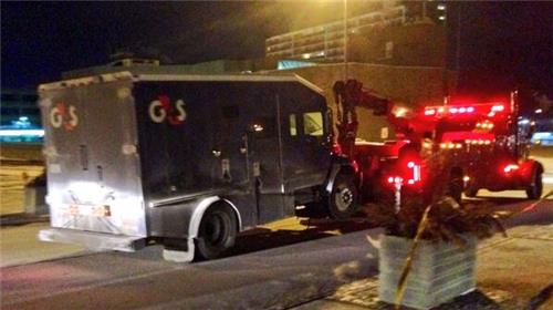 armoured car robbery at Fairview Mall2